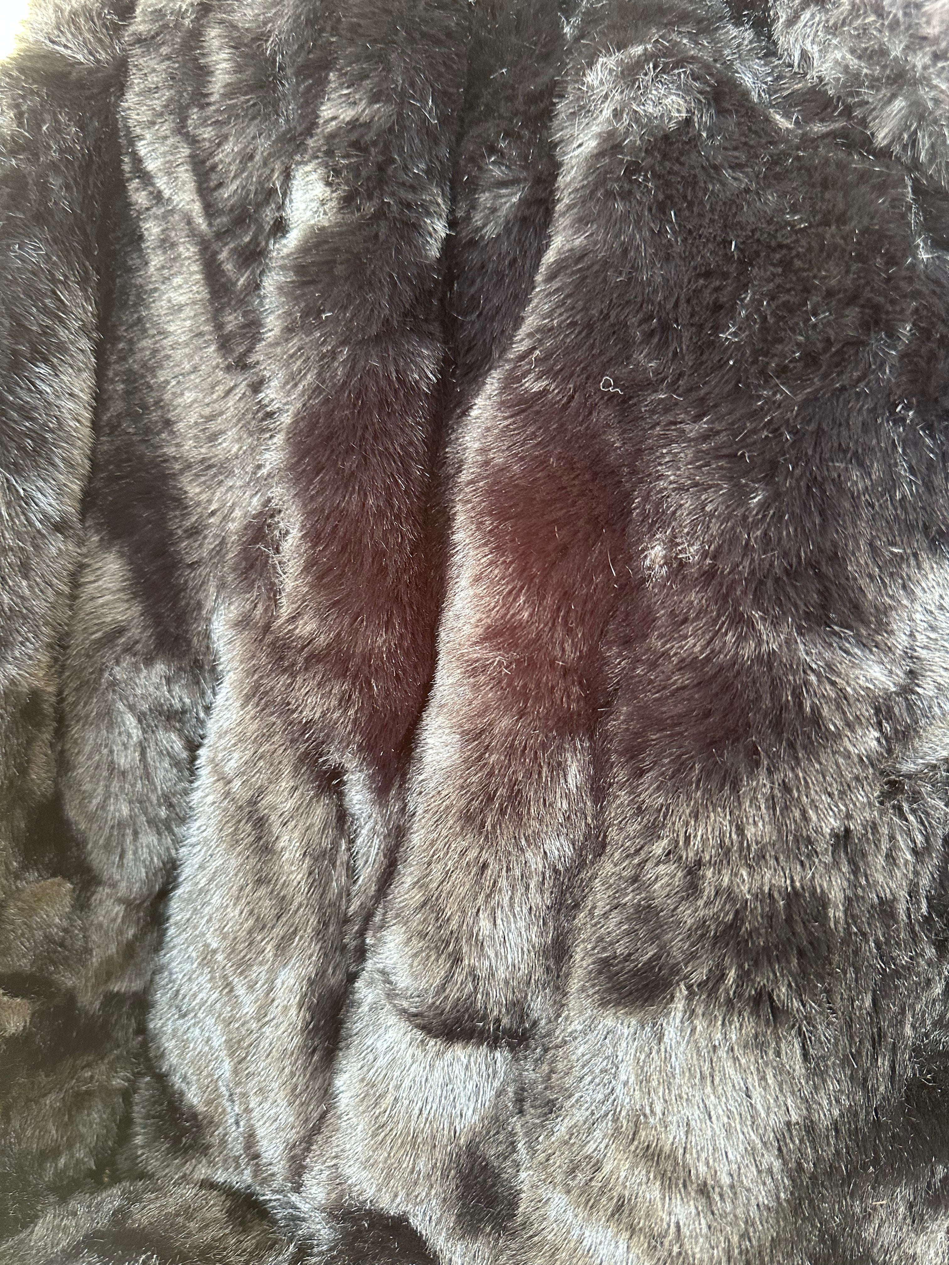 Black Elegance Hooded Fur Coat